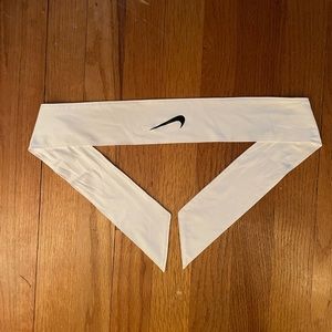 Nike headband